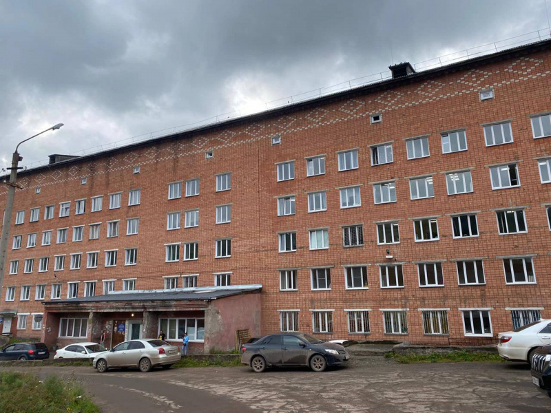 в усть-куте продолжается капитальный ремонт главного корпуса центральной районной больницы