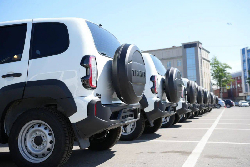 47 новых легковых автомобилей передали в медучреждения иркутской области