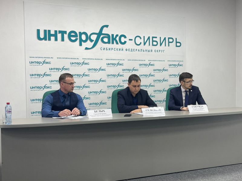 специалисты медучреждений иркутска проведут консультации и обследования для населения в сквере им. кирова