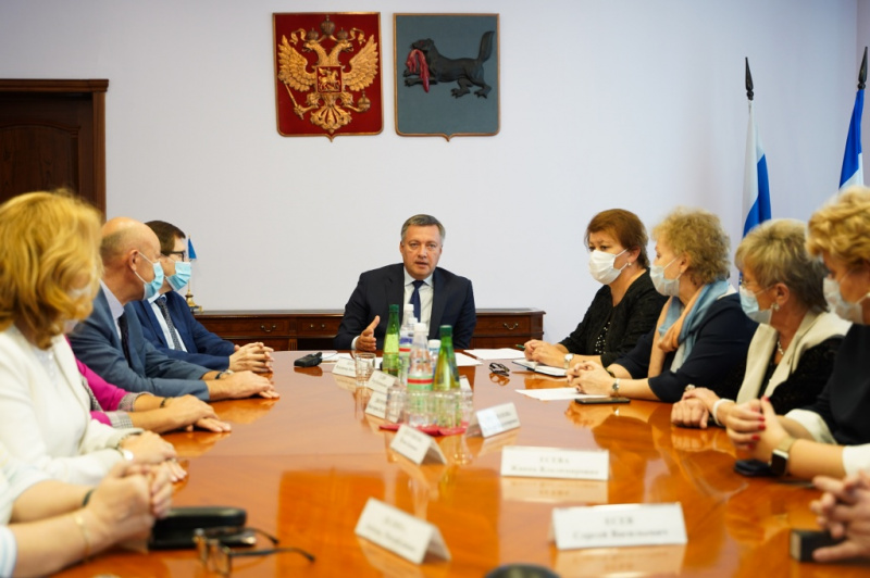 в иркутской области начнут проводить школьные собрания с участием педагогов, директоров школ, медиков и родителей