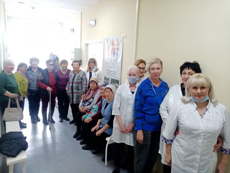 в иркутской области провели лабораторное и инструментальное исследование 33 пациентам старше 60 лет 