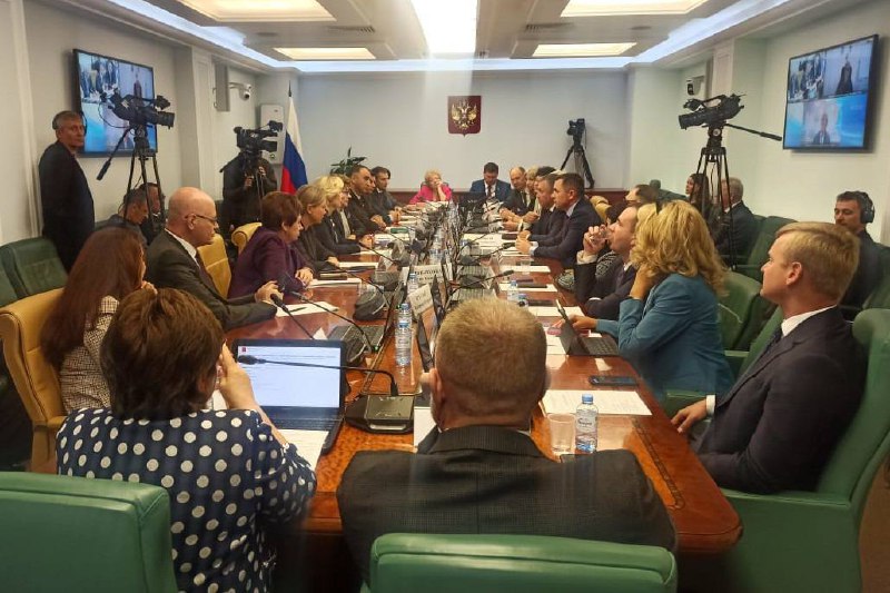 концепцию нового стационара иркутской областной детской клинической больницы представили в совете федерации