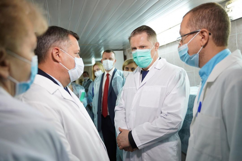 министр здравоохранения михаил мурашко призвал жителей иркутской области соблюдать меры безопасности