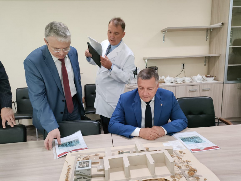 необходимость строительства отделения скорой медицинской помощи иокб обсудили на совещании под руководством губернатора 