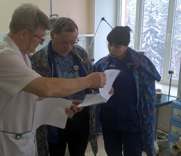 медицинские работники продолжают бороться за жизнь пострадавших при взрыве в усть-куте 